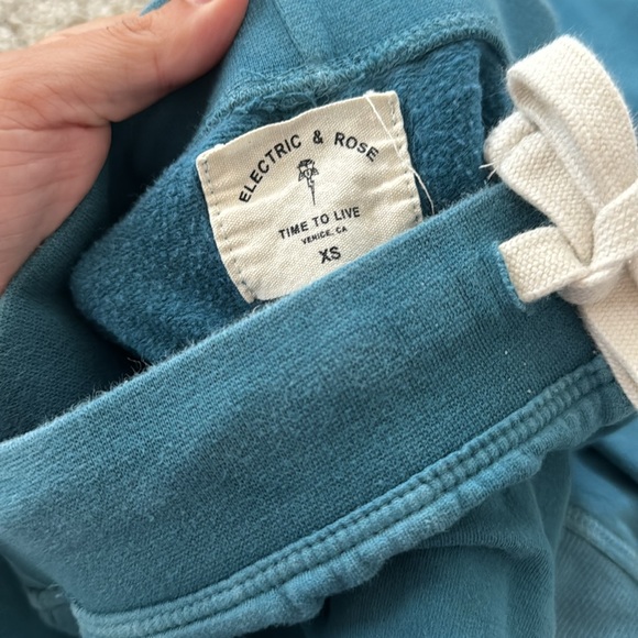 ELECTRIC & ROSE Blue Pink Tie Dye Sweatshirt and Jogger SET XS/S - Picture 2 of 3